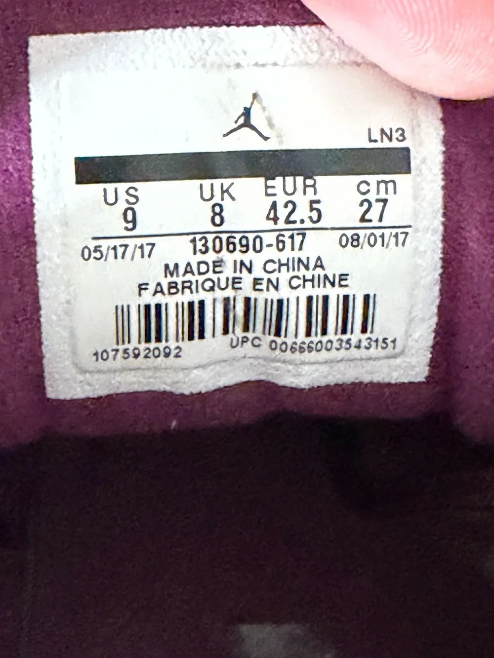 Nike Air Jordan 12 Retro Bordeaux Sneakers 130690-617 Men’s Size 9